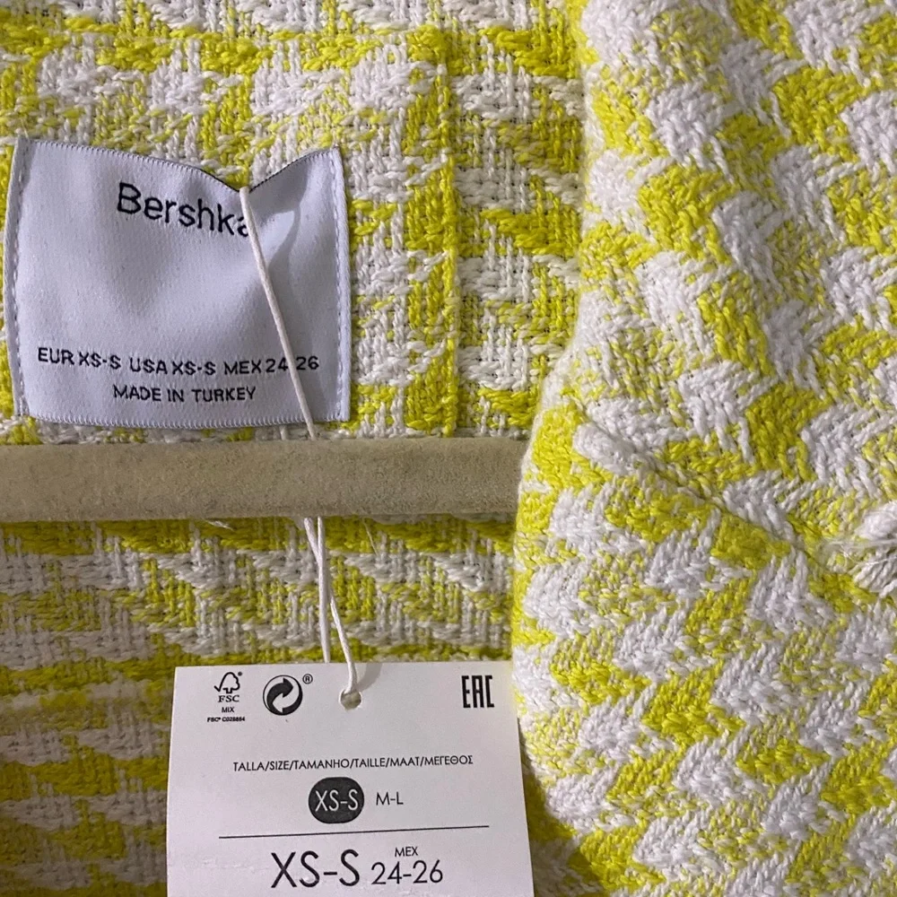 Bershka houndstooth print cropped blazer jacket XS - Picture 2 of 5